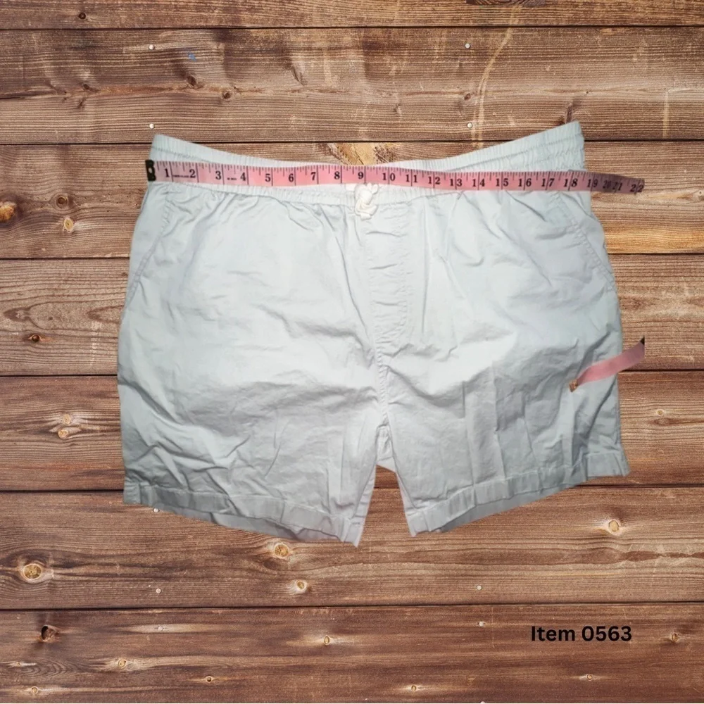 J.Crew XL Light Gray Casual Shorts - 15” Waist, 6.5” Inseam